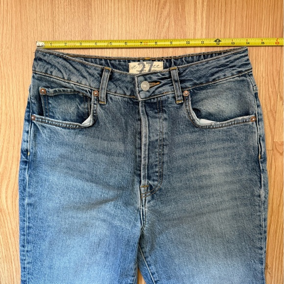 Free People Cropped Fray Jeans Size 27 - Picture 4 of 5